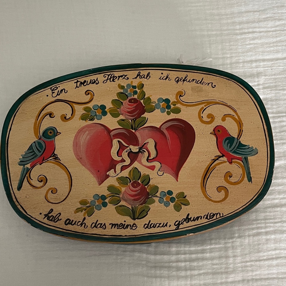 German hand painted vintage band box